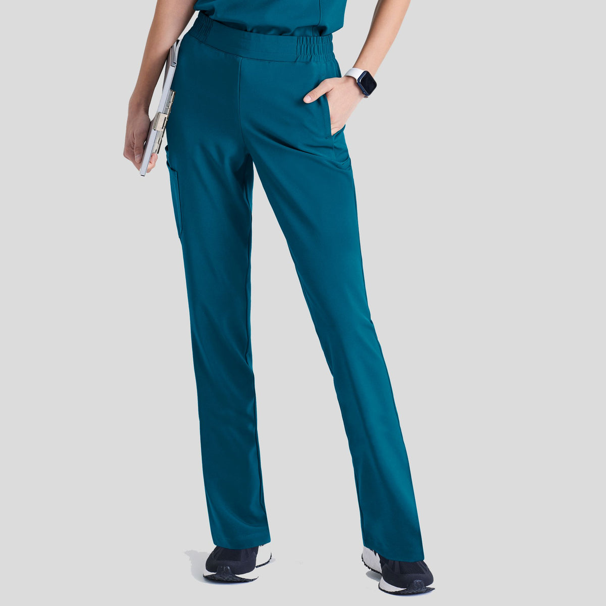BARCO_GREYSANATOMY_EVOLVE_GSSP627_BAHAMA_FRONT2