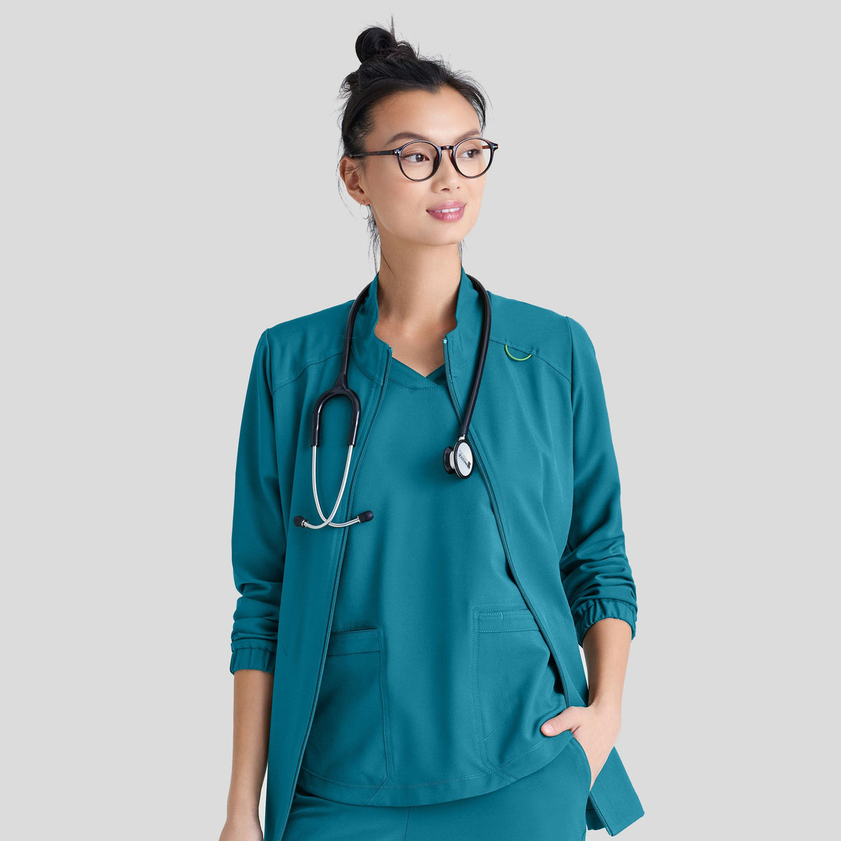 BARCO_GREYSANATOMY_EVOLVE_GSSW886_BAHAMA_FRONT2